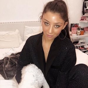 Meet your Posher, Angel